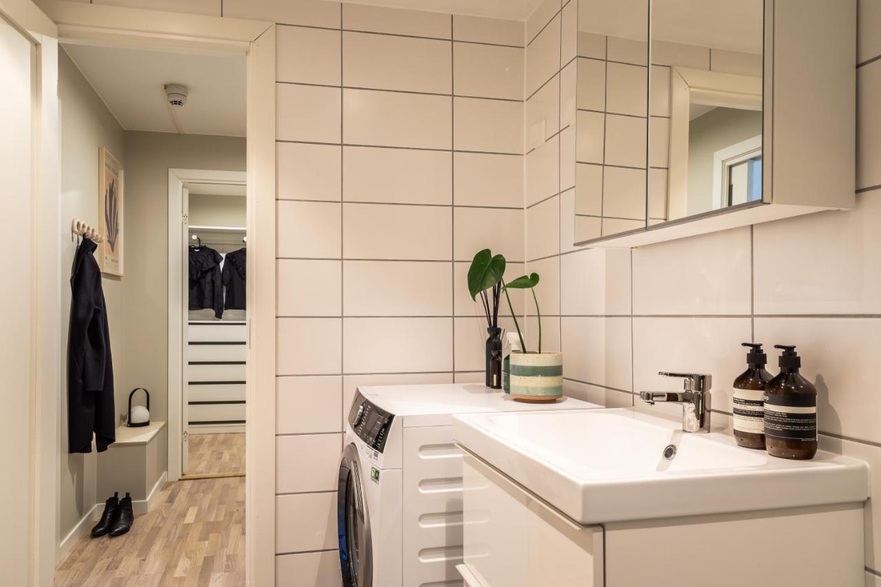 Scandinavian Apartment With 2 Bedrooms And Terrasse - Close To Storo Storsenter And All Public Transport Oslo Bagian luar foto